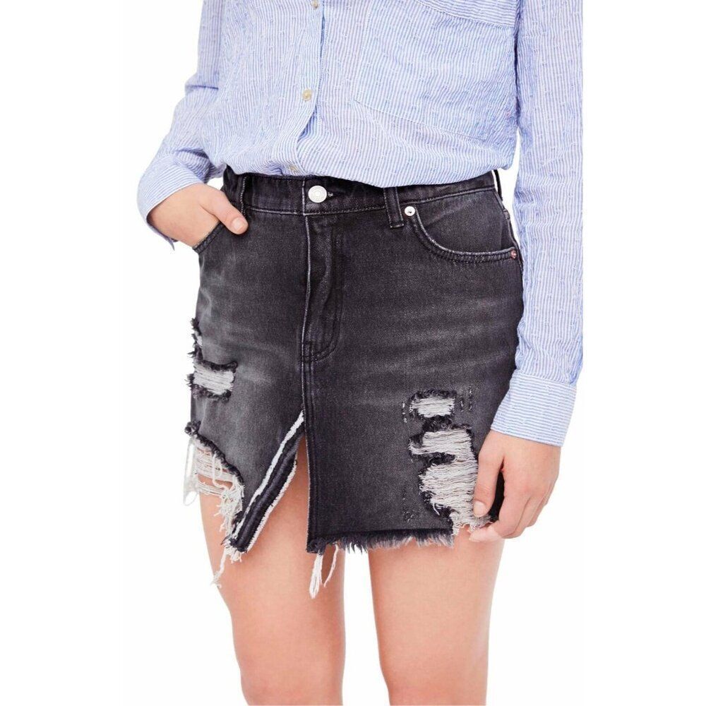 FREE PEOPLE Distressed Black Denim Front Slit Jean Skirt 24‎ (00) NWT